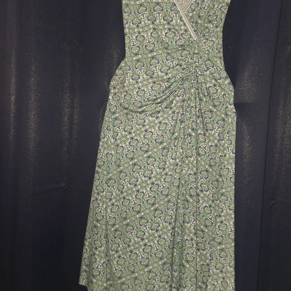 Max Studio Green Printed Midi Wrap Dress - Picture 2 of 6
